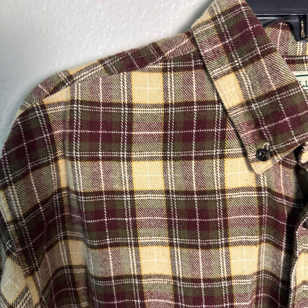 L.L. Bean Men's Flannel Shirt L Regular Brown Cream Earth Tone Plaid Button - Picture 4 of 6